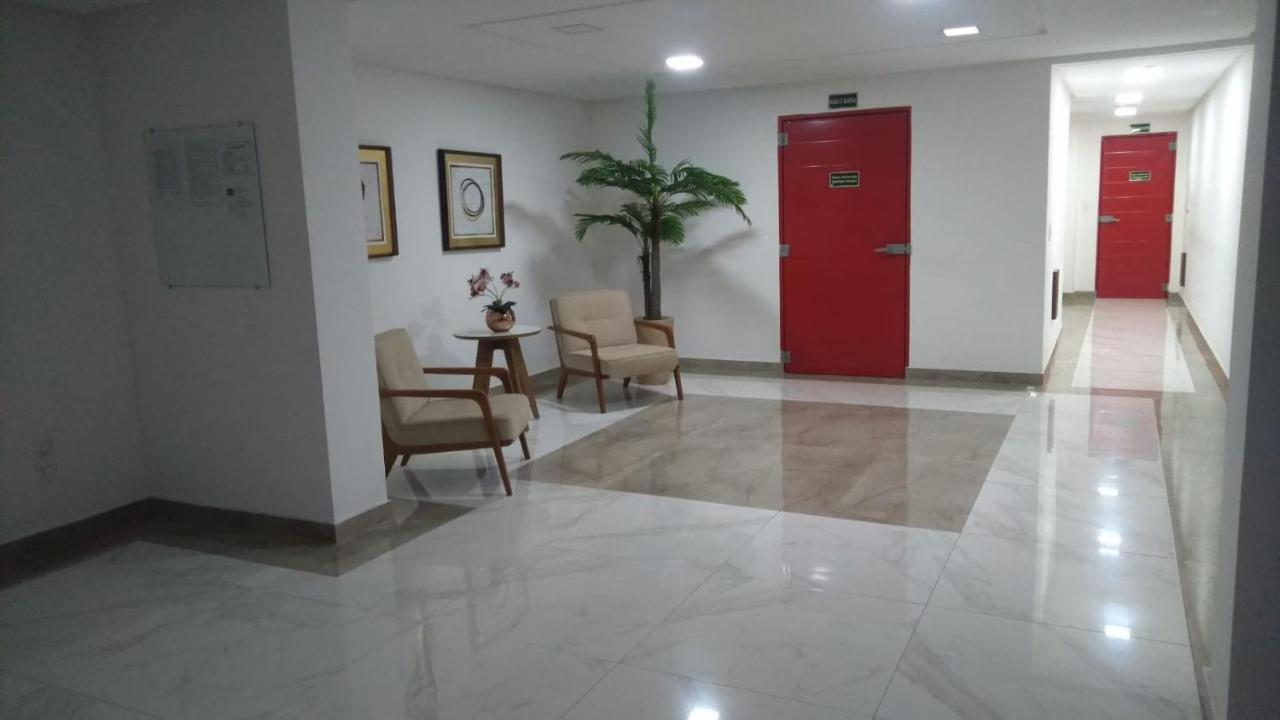 Apartamento Na Praia Do Morro- Guarapari, De Frente, Varanda Ampla, Duas Quadras Da Orla Da Praia Exterior photo